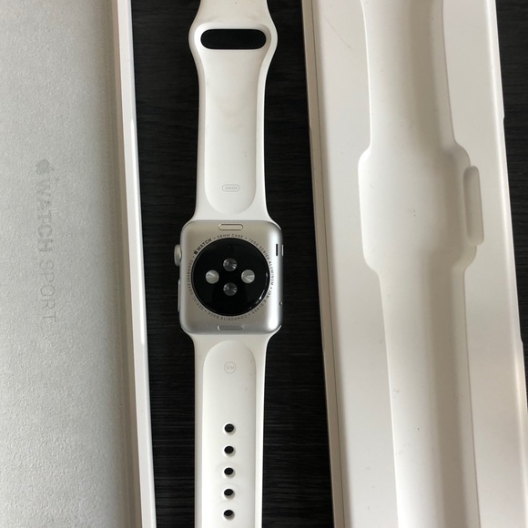 SOLD - Apple Watch series 1 - Picture 4 of 9
